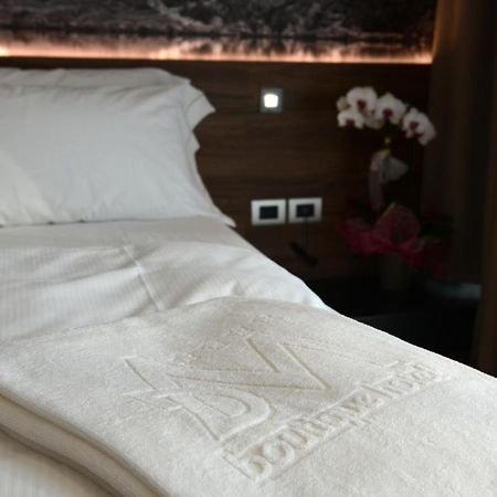 Dolomeet Boutique Hotel Pinzolo Esterno foto