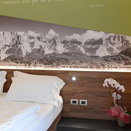 Dolomeet Boutique Hotel Pinzolo Esterno foto