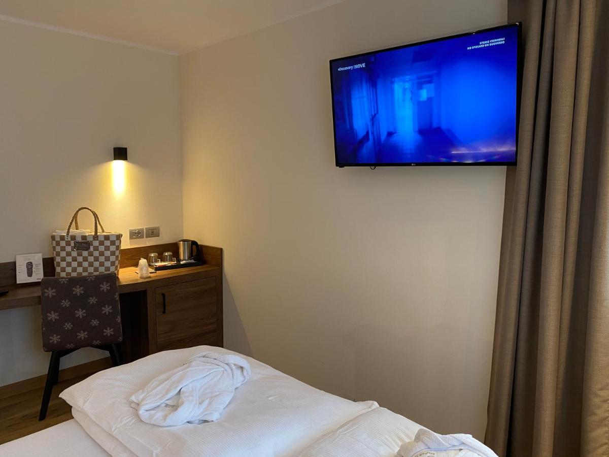 Dolomeet Boutique Hotel Pinzolo Esterno foto