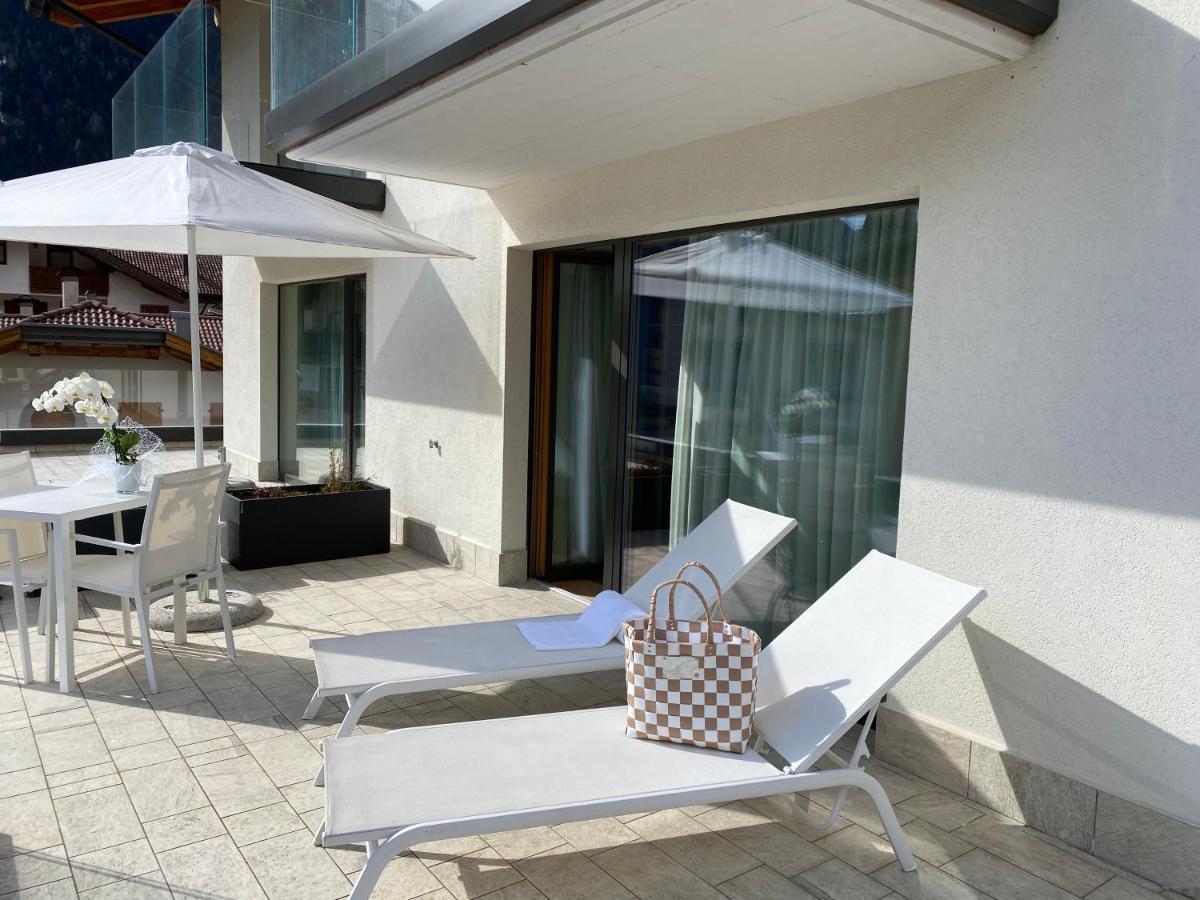 Dolomeet Boutique Hotel Pinzolo Esterno foto