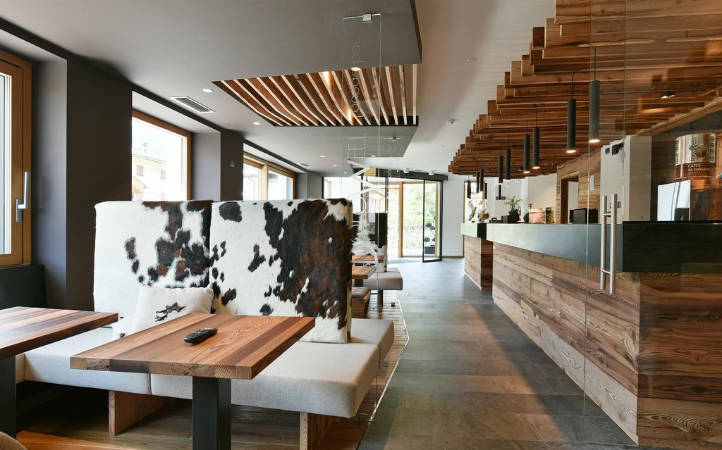 Dolomeet Boutique Hotel Pinzolo Esterno foto