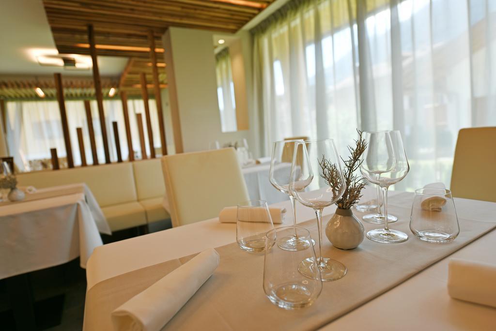 Dolomeet Boutique Hotel Pinzolo Esterno foto