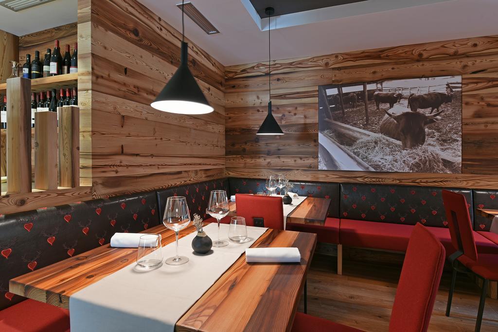 Dolomeet Boutique Hotel Pinzolo Esterno foto