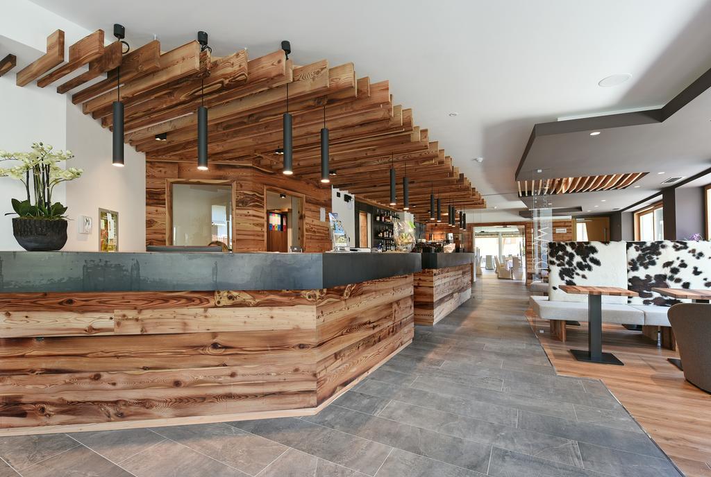Dolomeet Boutique Hotel Pinzolo Esterno foto